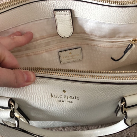 Authentic Kate Spade Double zip crossbody - Picture 4 of 9